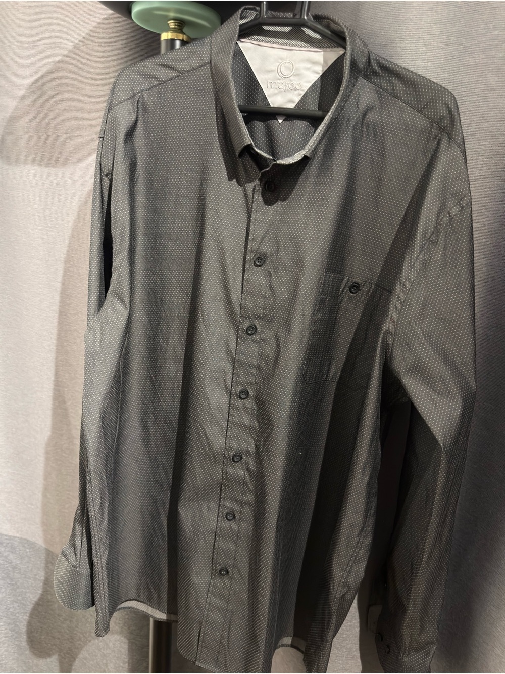 Men's Black Micro-Pattern Button-Down Shirt
